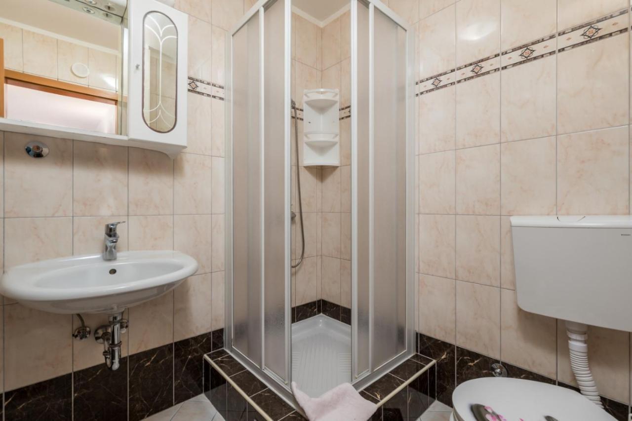 Apartment Drazenka Turato Baška Exterior foto